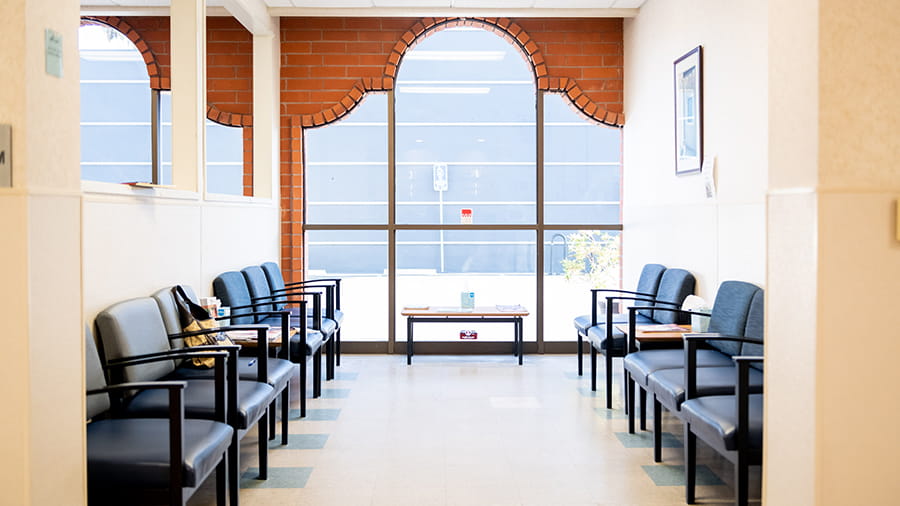 VCA Animal Specialty & Emergency Center Lobby