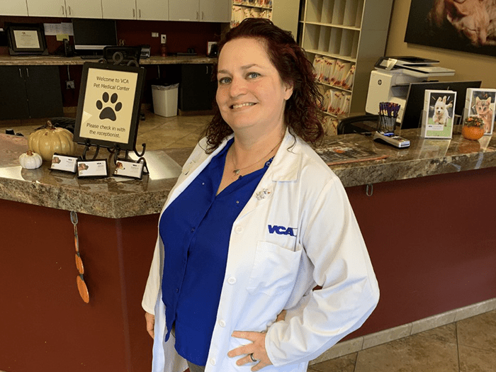 700x525 pet medical center Angela