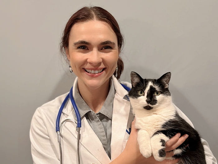 Dr. April Hommerding Staff Photo