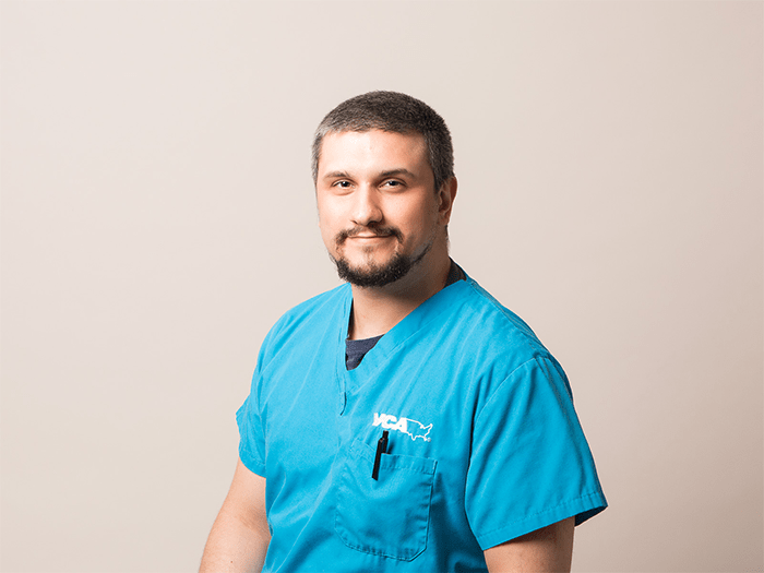 700x525 closter Christopher