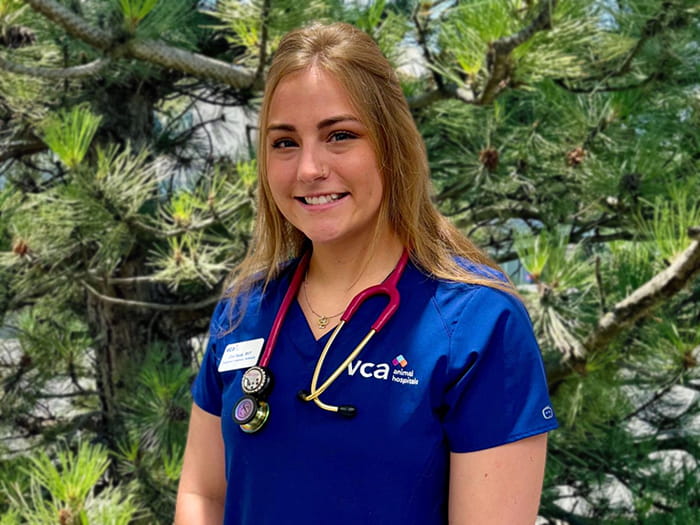 Zoe Buck Staff Photo