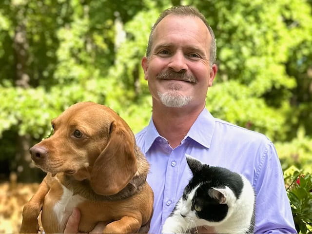 Dr. Robb Murphie Staff Photo