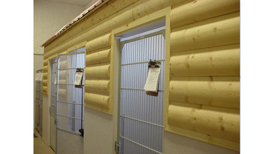 VCA Timpanogos Animal Hospital Resort Dog Cabins