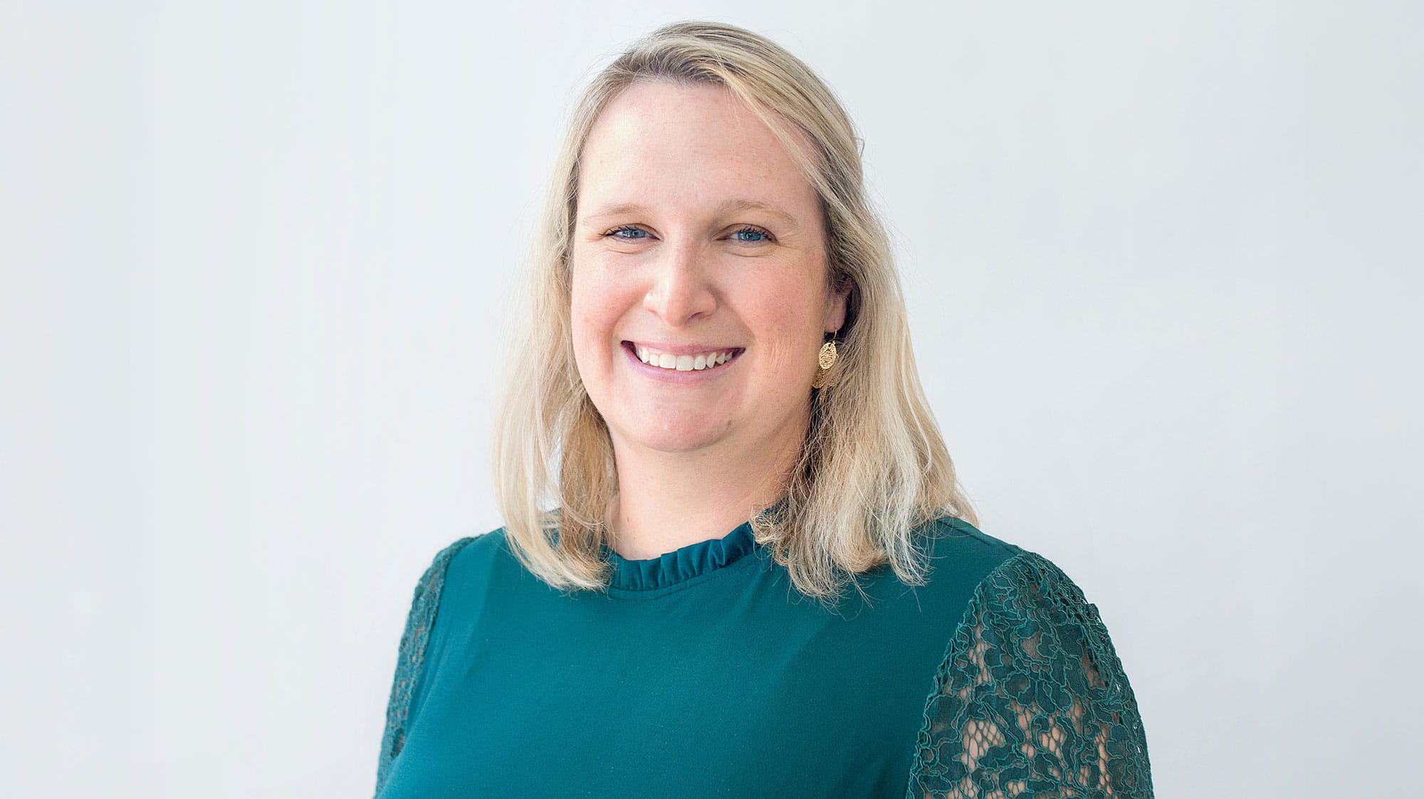 Associate Spotlight: 5 Questions with Social Worker Jennifer Scanlon